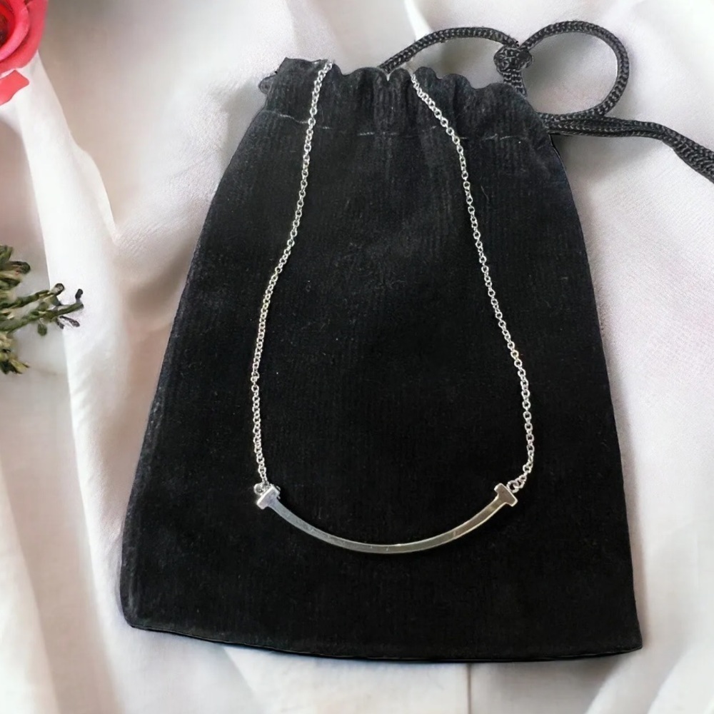 Authentic Tiffany & Co. T Smile 18k White Gold Necklace 16"-18" - Picture 2 of 6